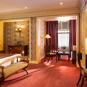 Hotel Des Grands Hommes, Parijs
